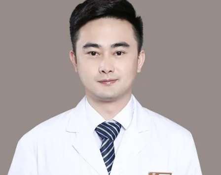 杭州醫(yī)美面診醫(yī)生排名榜！劉中策醫(yī)生從事整形工作的時(shí)間比較長