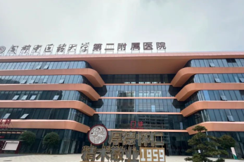 成都醫(yī)學(xué)院第二附屬醫(yī)院隆鼻子怎么樣?陳曉明|余道江醫(yī)生技術(shù)點(diǎn)評