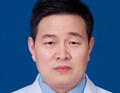 整形醫(yī)生王耀軍怎么樣？對(duì)燒傷整形等方面的技術(shù)比較擅長(zhǎng)