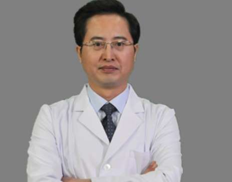 趙延勇做面部拉皮怎么樣？自從畢業(yè)之后一直在臨床進(jìn)行工作，進(jìn)行各種領(lǐng)域的研究與學(xué)習(xí)