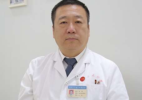 鄭州雙眼皮修復(fù)專家排名整理！姜南醫(yī)生從事眼科工作有了將近40年的時(shí)間