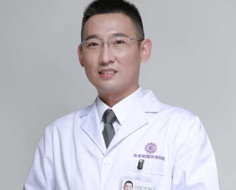 整形外科陳楊醫(yī)生簡介怎么樣？在眼部整形以及修復(fù)領(lǐng)域中有較高的造詣