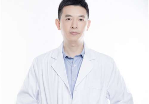 陽光整形魏恒醫(yī)生簡歷怎么樣？在鼻部整形以及注射方面受到喜愛和追捧