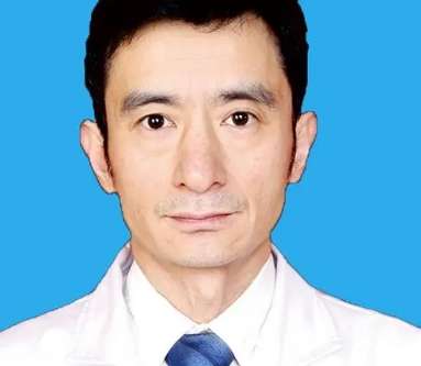 整形醫(yī)生蘆曉磊怎么樣？經(jīng)常參加各種整形技術(shù)交流會(huì)議，深受廣大求美者的歡迎