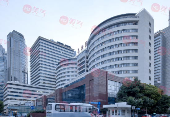 上海手術(shù)除腋臭醫(yī)院排名，排行榜名單公立or私立前來參考！