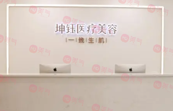 昆明哪家醫(yī)院做眼袋手術(shù)效果好？網(wǎng)友推薦排行榜盤點(diǎn)！