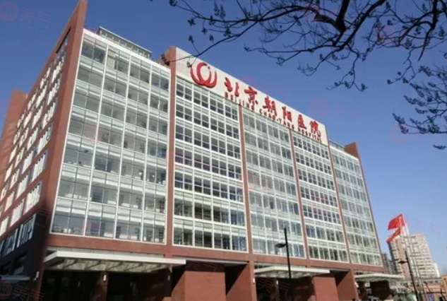 北京做假體豐胸比較好的醫(yī)院有哪些？這五家整體實(shí)力強(qiáng)占上風(fēng)